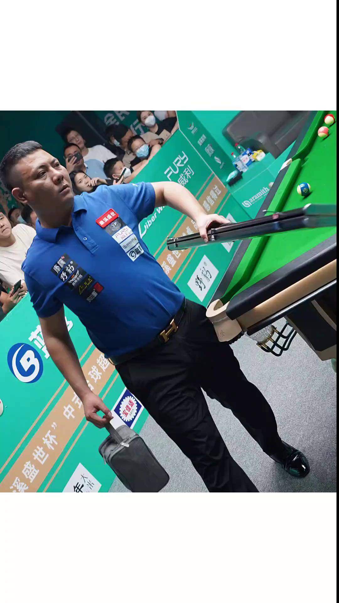 他的经历不 他的经历不