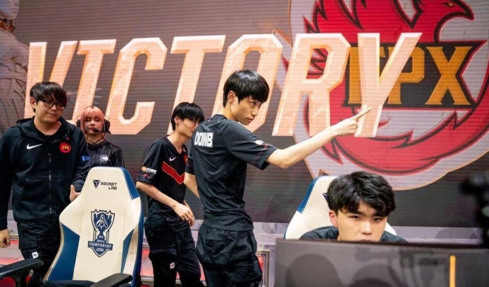 英格拉姆在 英格拉姆在