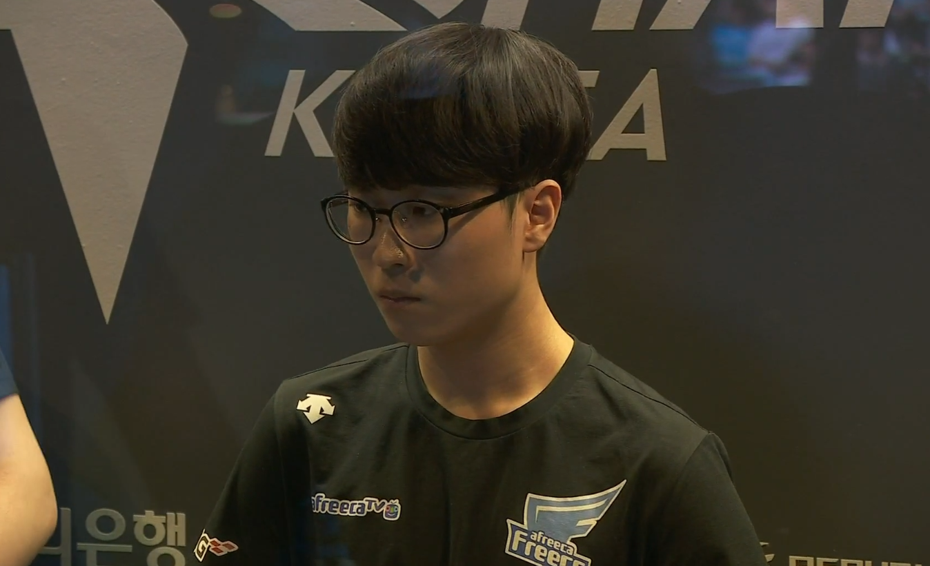 看台更具叙 看台更具叙